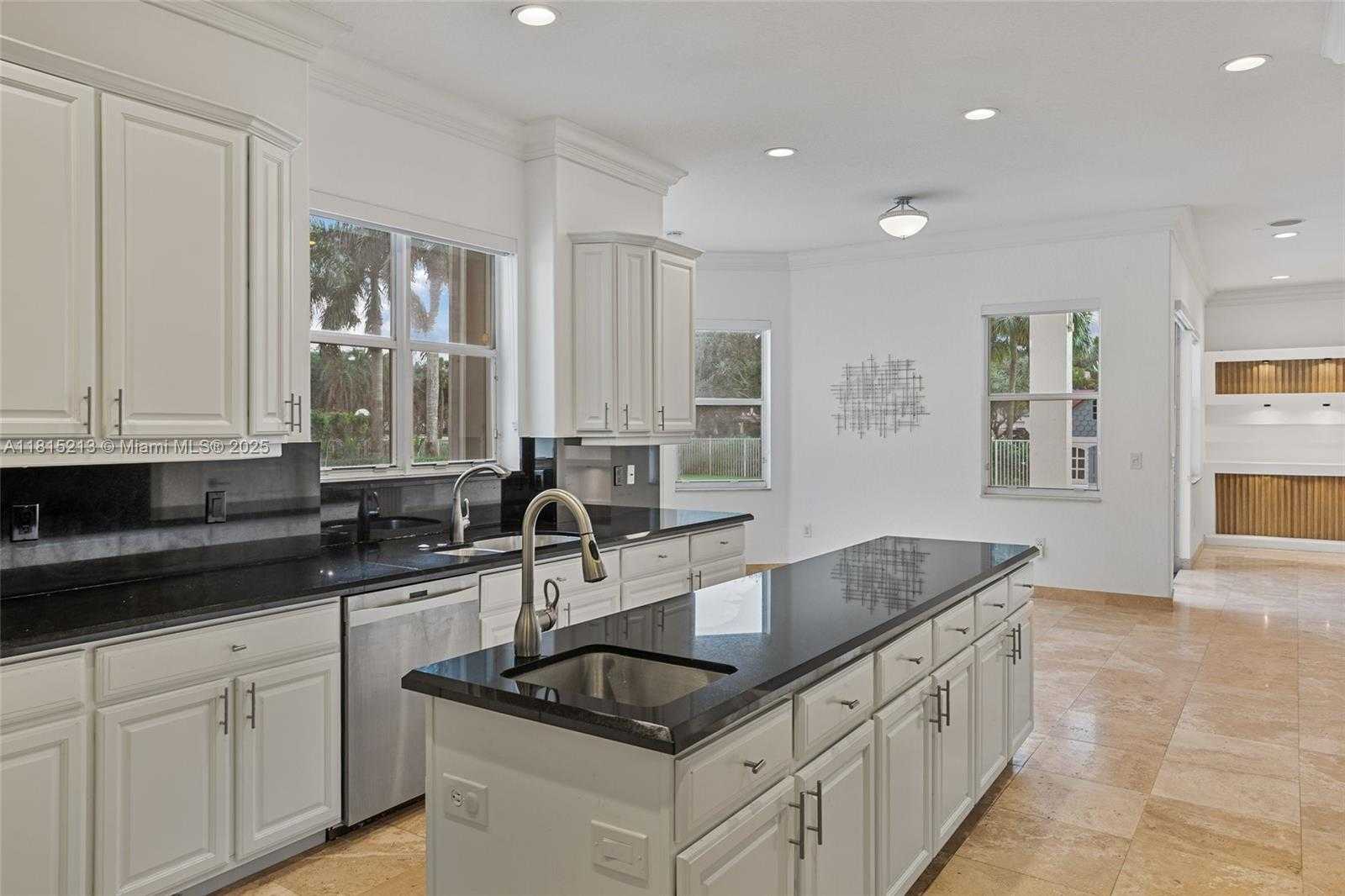 Small Image of 15852 SOUTH WEST 15TH ST, Davie Number 26