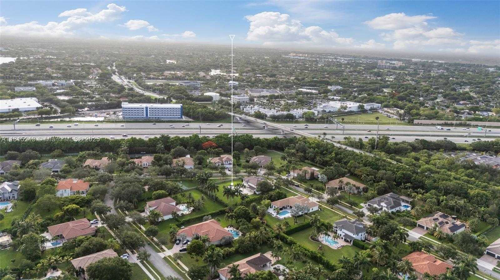 Small Image of 15852 SOUTH WEST 15TH ST, Davie Number 40