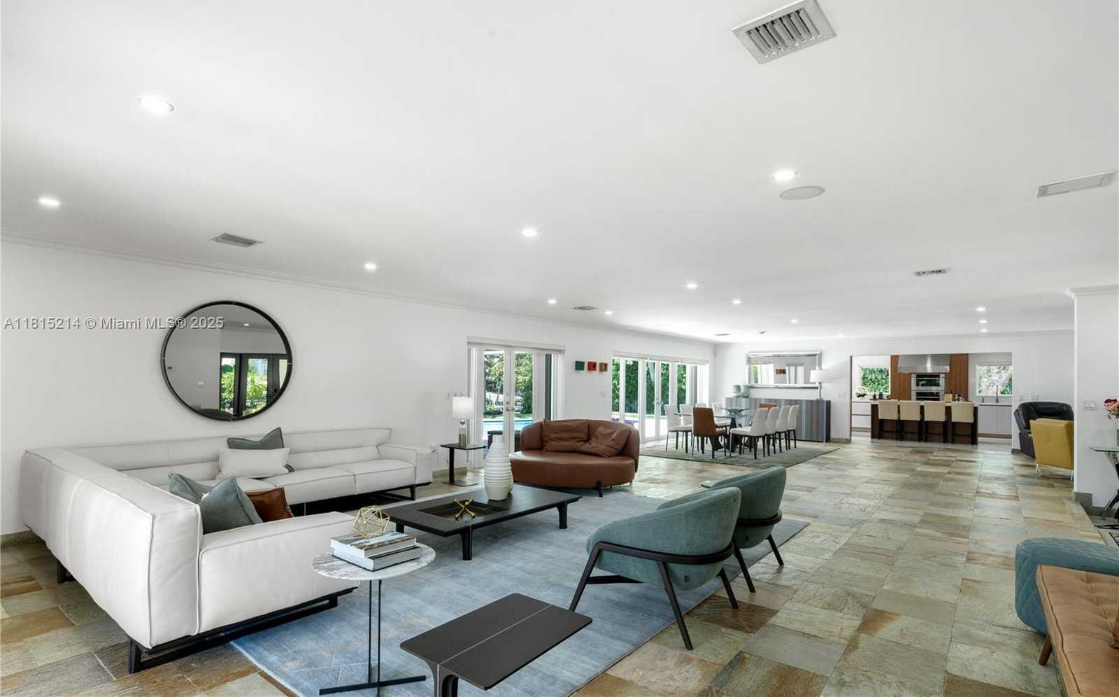 Small Image of 435 MARQUESA DR, Coral Gables Number 18