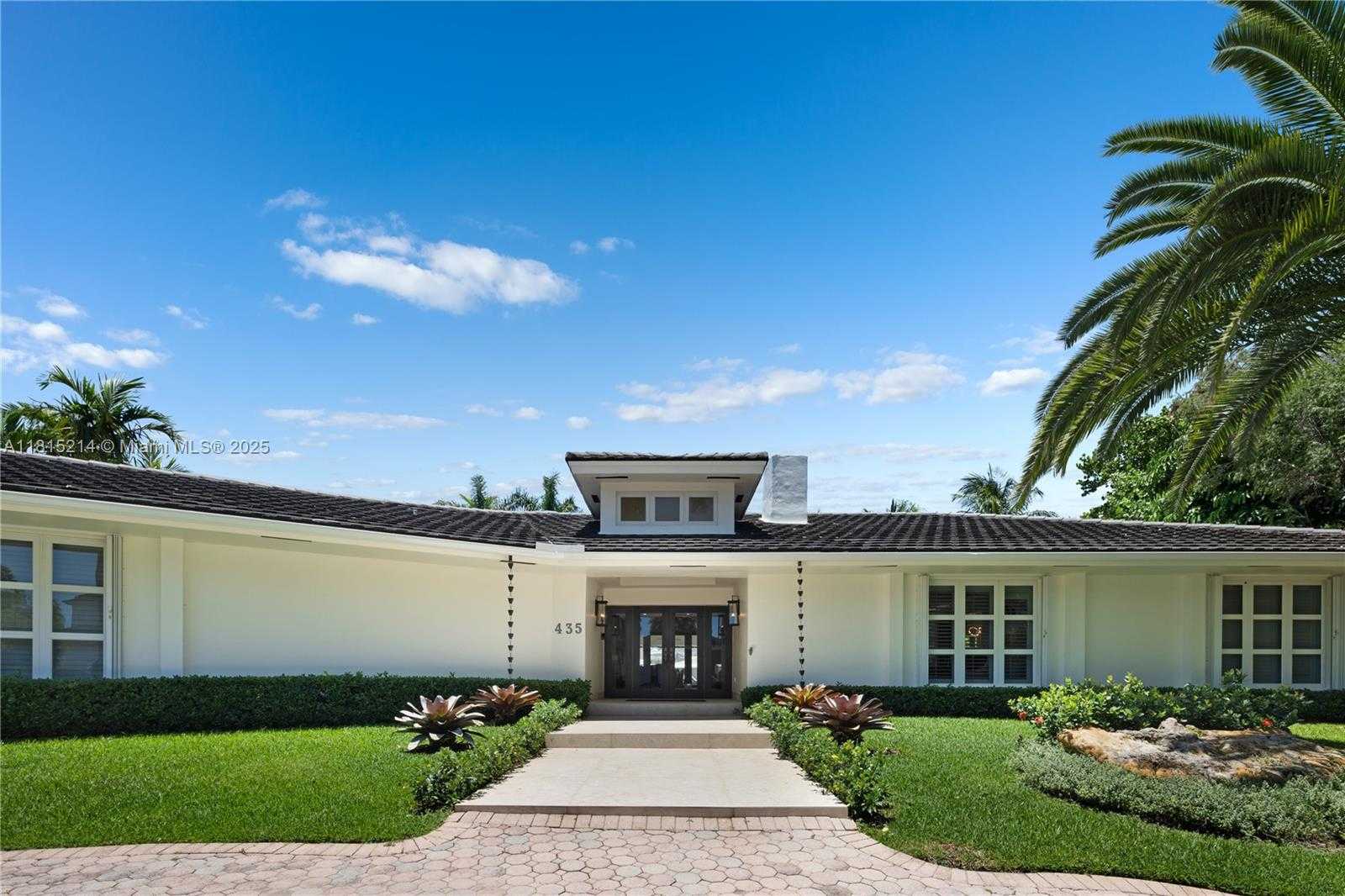 Small Image of 435 MARQUESA DR, Coral Gables Number 3