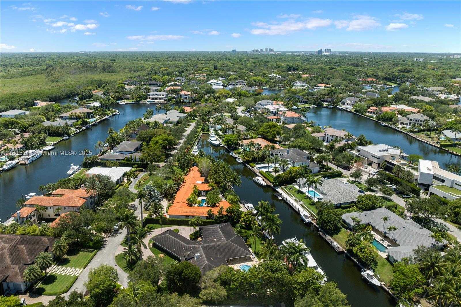 Small Image of 435 MARQUESA DR, Coral Gables Number 34
