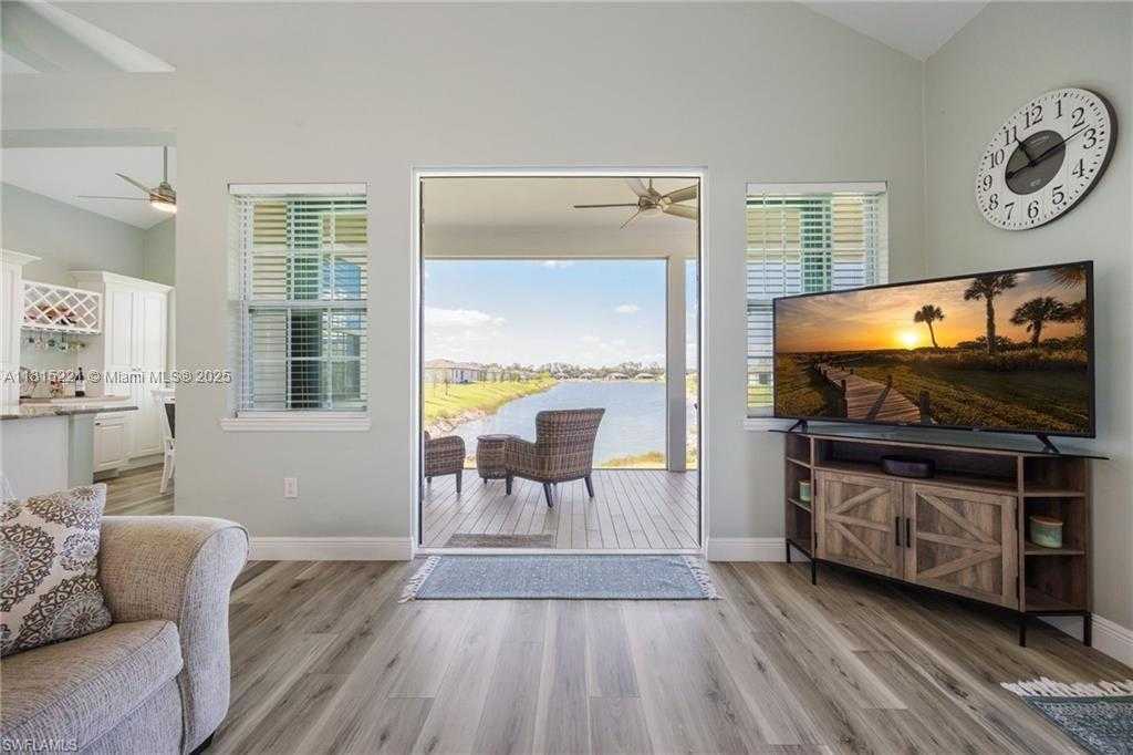 Small Image of 910 GEN GEORGE PATTON AVE, La Belle Number 14