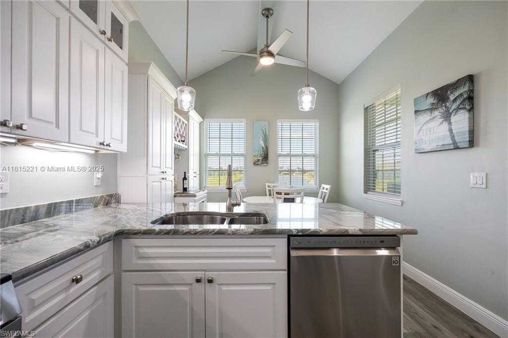 Small Image of 910 GEN GEORGE PATTON AVE, La Belle Number 24