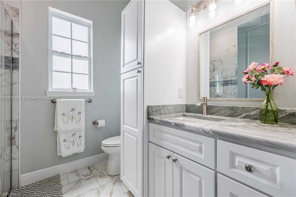 Small Image of 910 GEN GEORGE PATTON AVE, La Belle Number 28