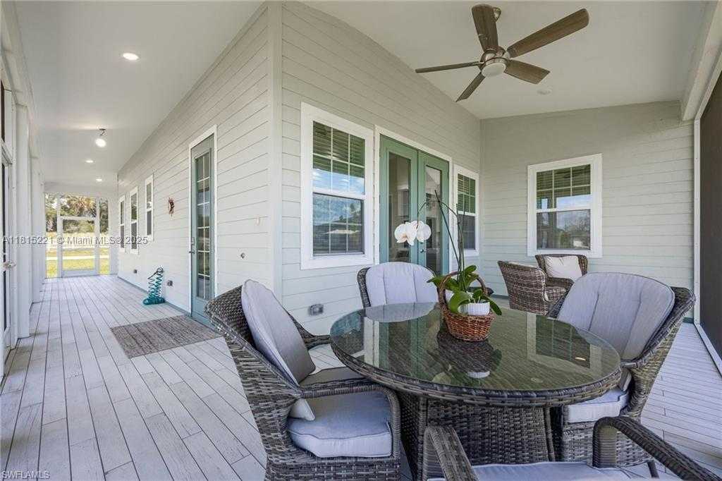 Small Image of 910 GEN GEORGE PATTON AVE, La Belle Number 9