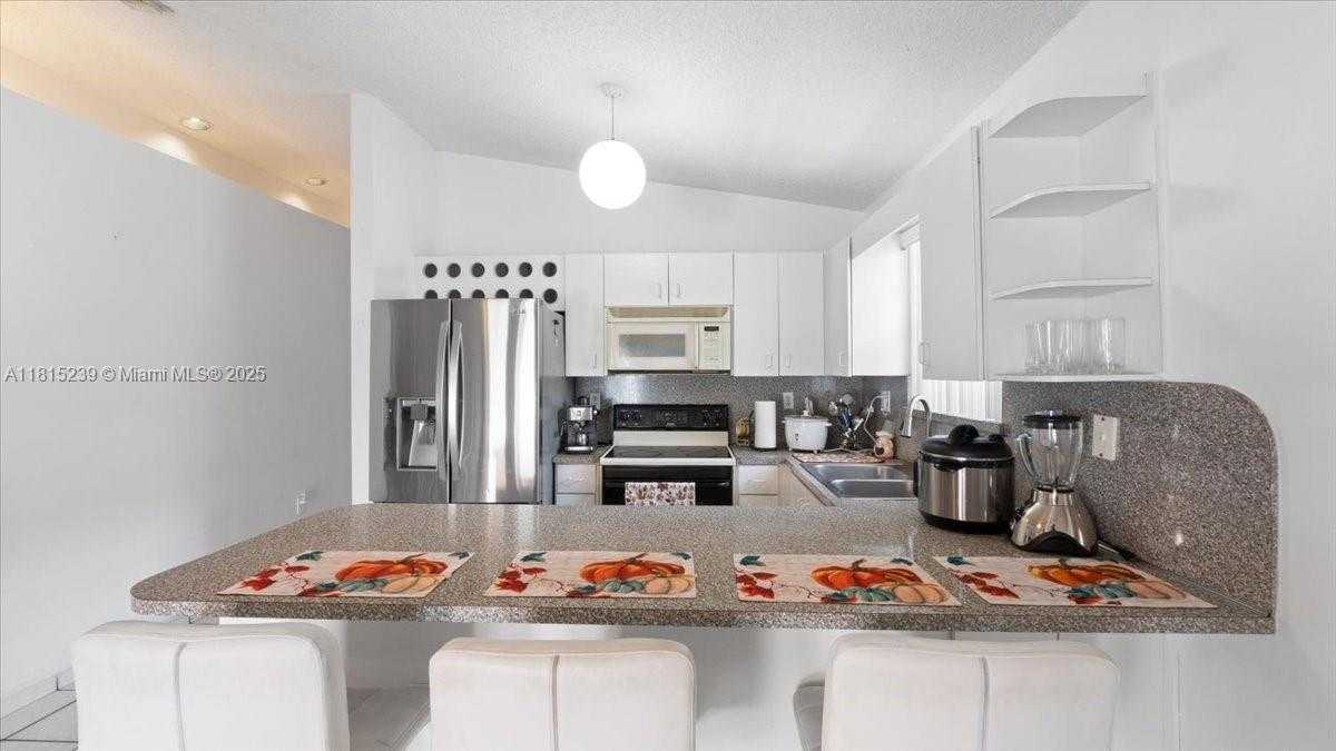 Small Image of 7568 WEST 4TH CT, Hialeah Number 7