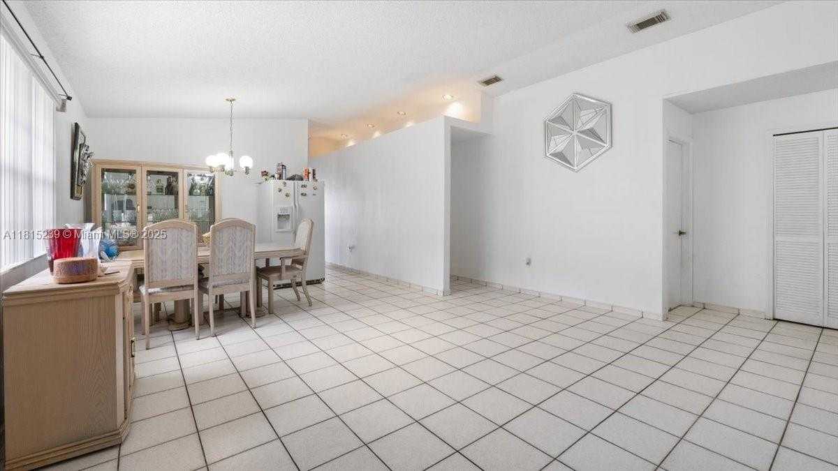 Small Image of 7568 WEST 4TH CT, Hialeah Number 9