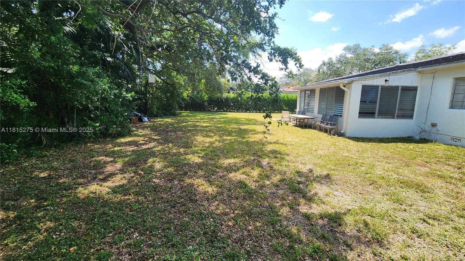 Small Image of 758 NORTH EAST 95TH ST, Miami Shores Number 15