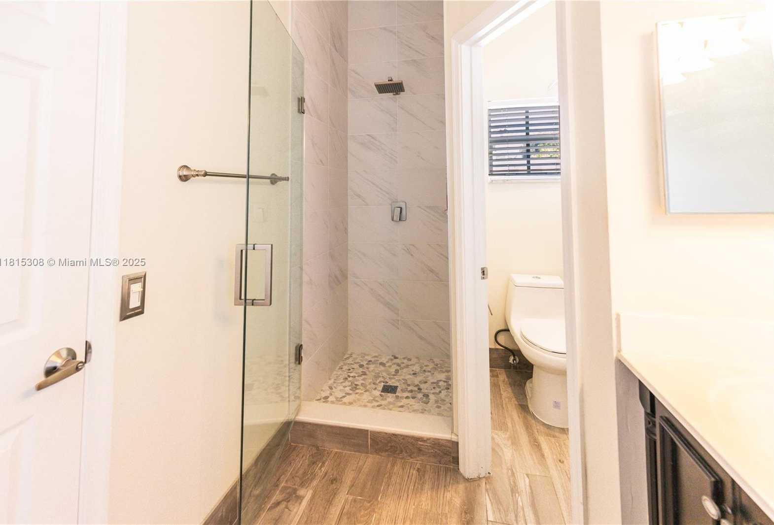 Small Image of 814 KAPOK WAY, Weston Number 20