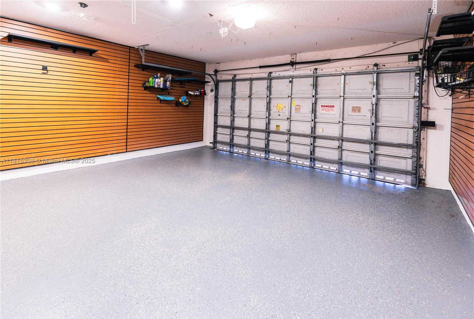 Small Image of 814 KAPOK WAY, Weston Number 28