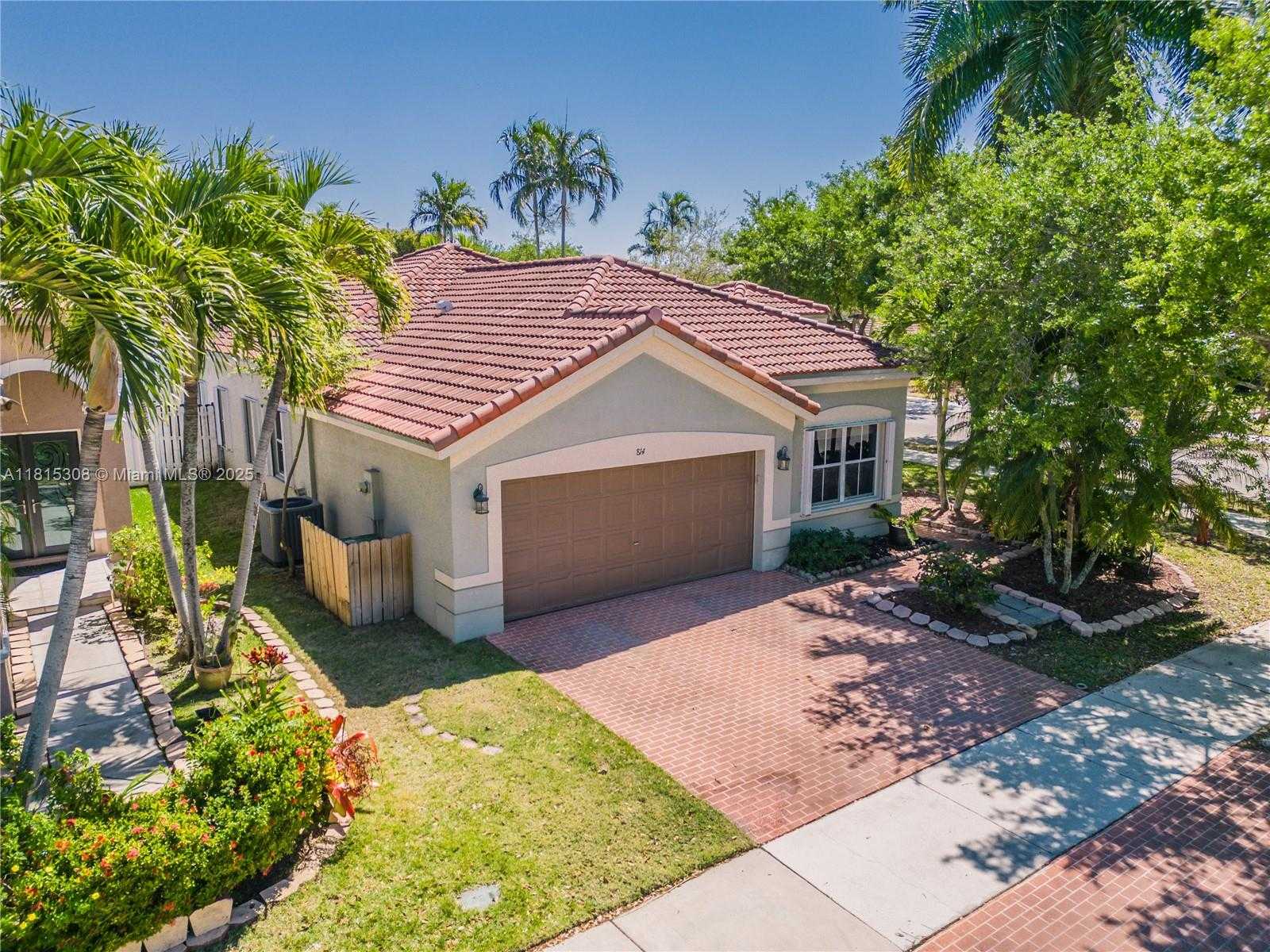 Small Image of 814 KAPOK WAY, Weston Number 4