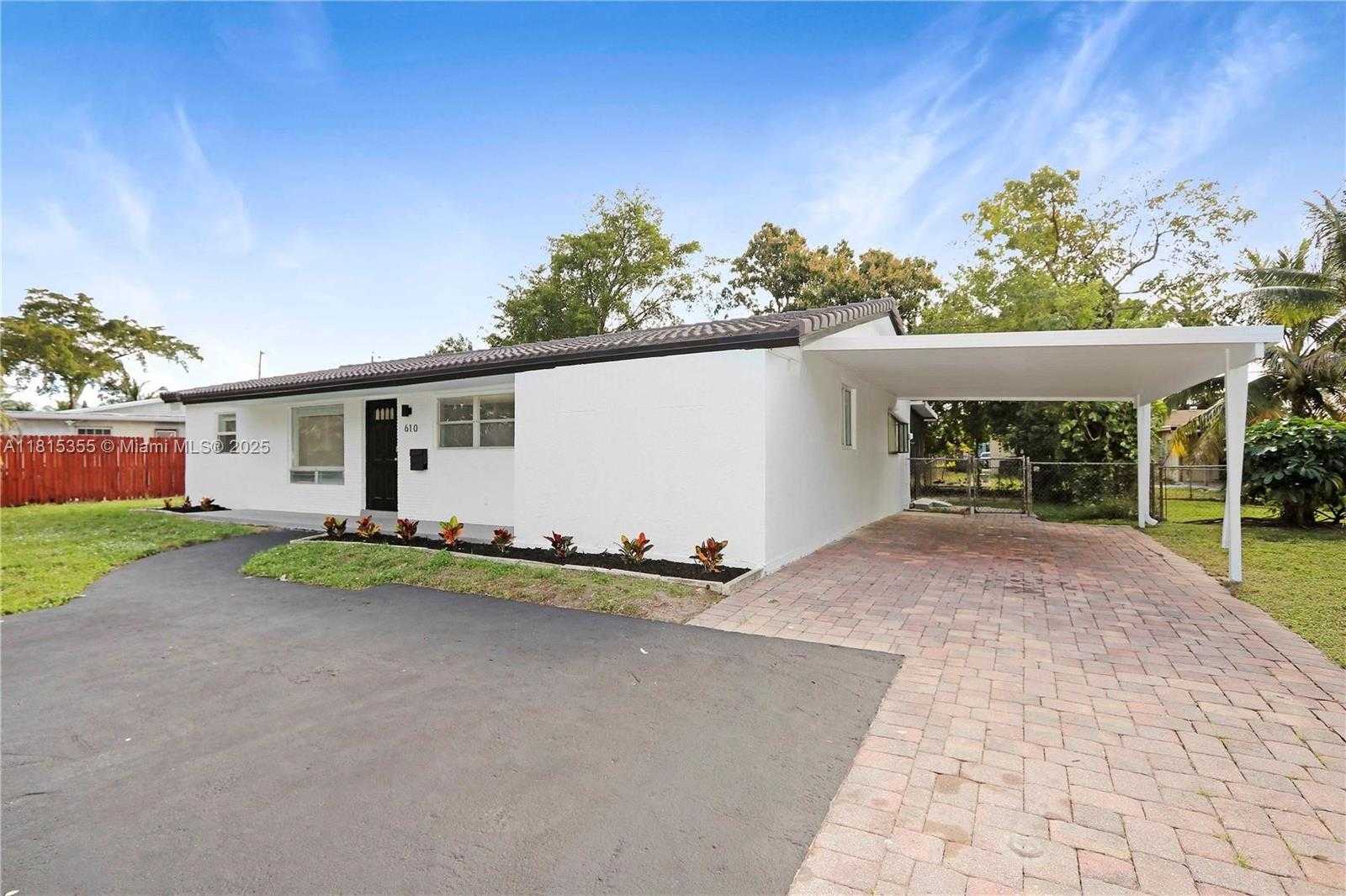 Small Image of 610 NORTH WEST 38TH CT, Deerfield Beach Number 2
