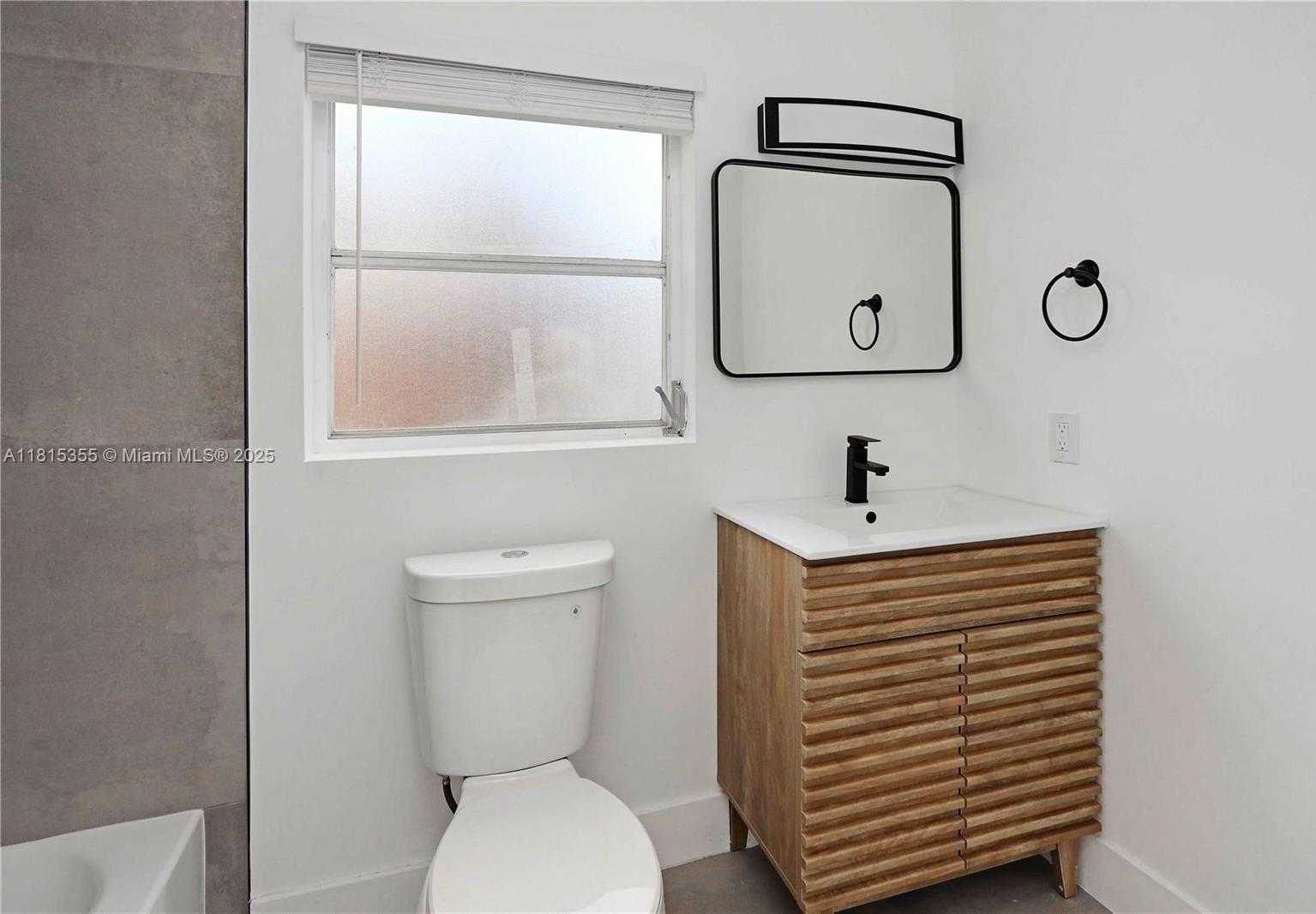 Small Image of 610 NORTH WEST 38TH CT, Deerfield Beach Number 21