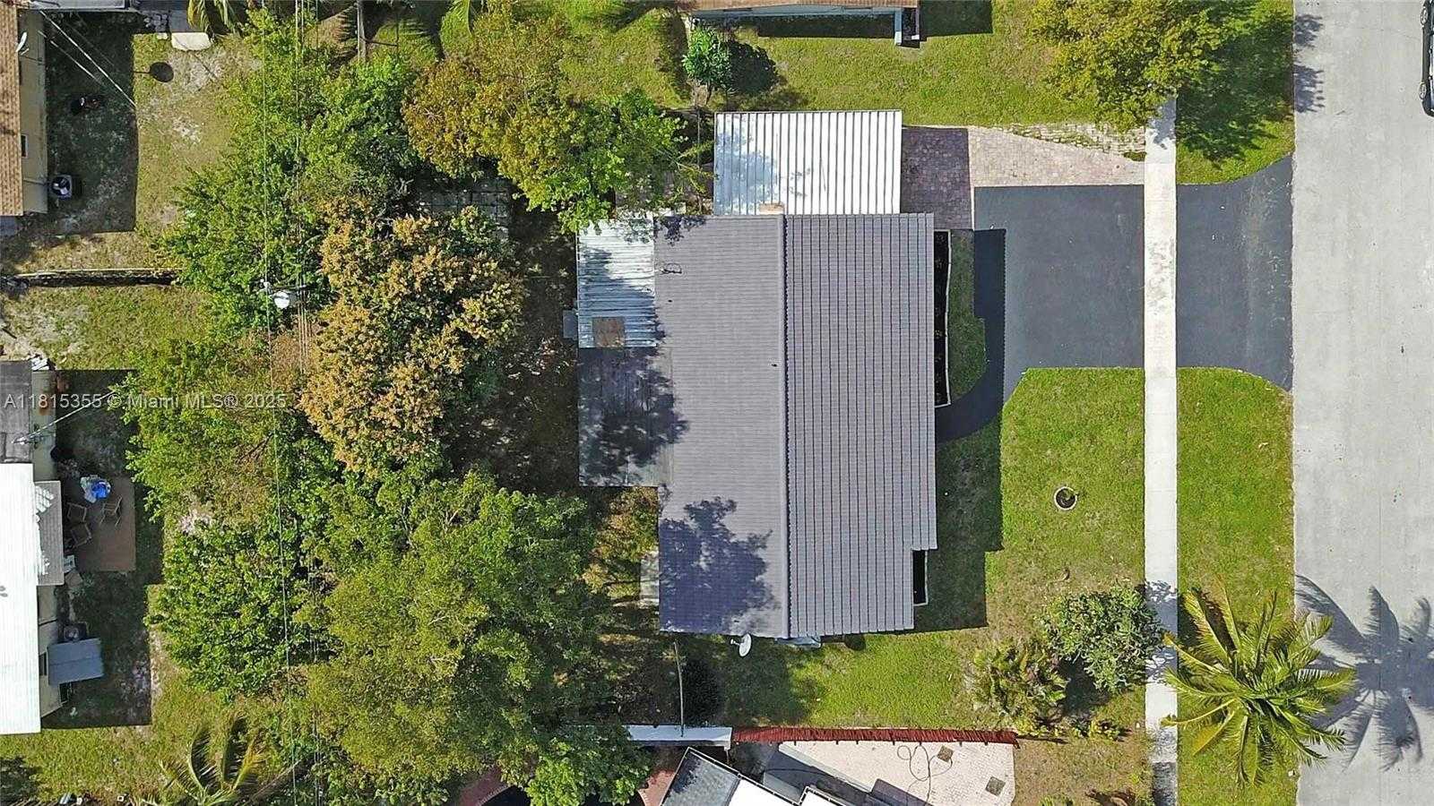 Small Image of 610 NORTH WEST 38TH CT, Deerfield Beach Number 28