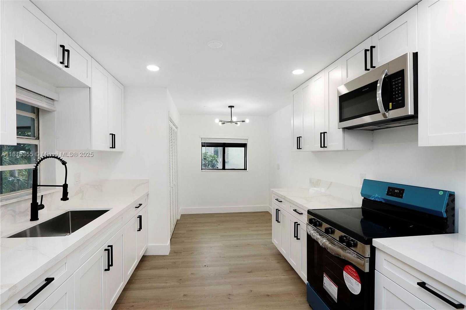 Small Image of 610 NORTH WEST 38TH CT, Deerfield Beach Number 8