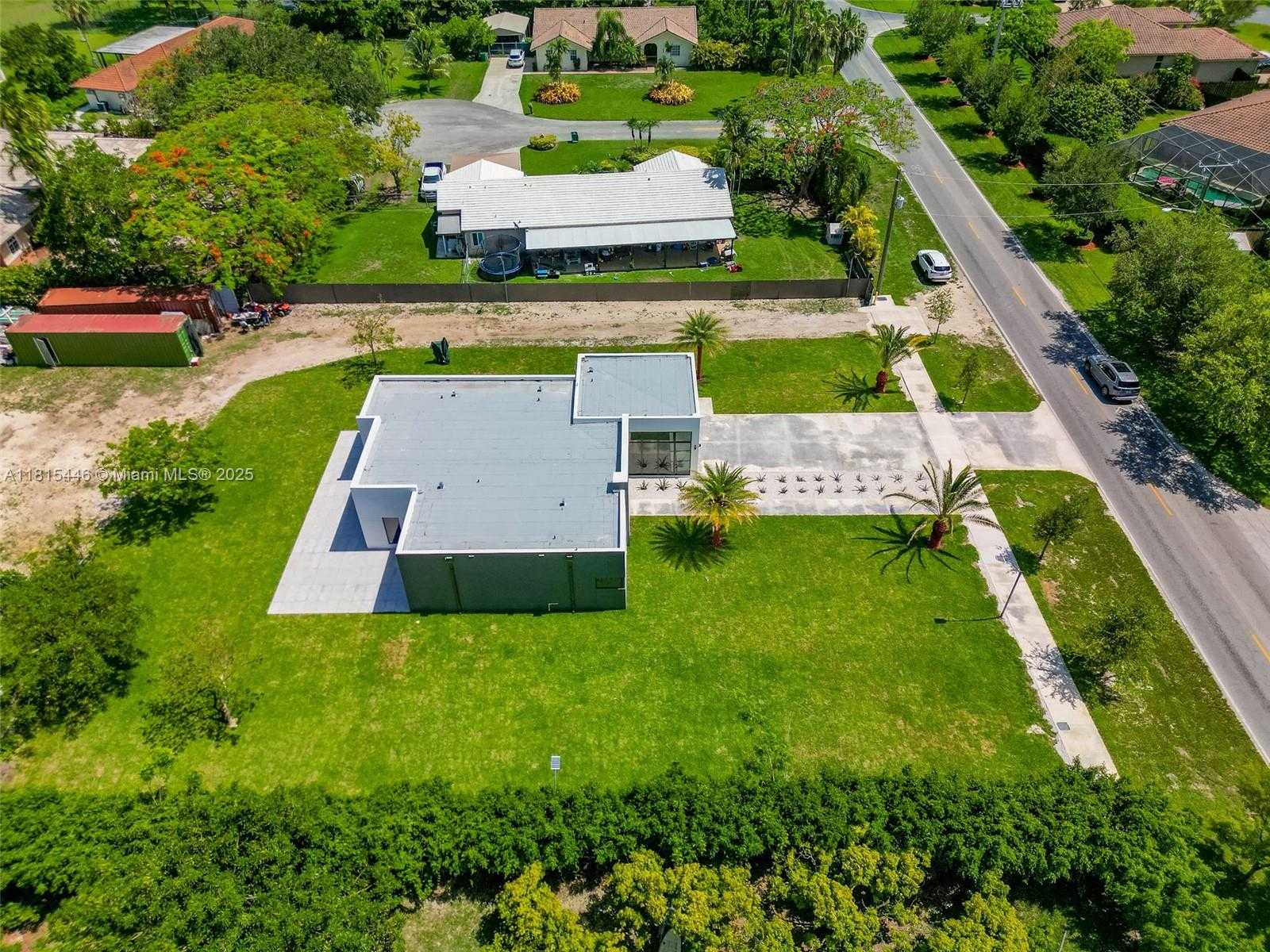 Small Image of 29705 SOUTH WEST 187TH AVE, Homestead Number 32