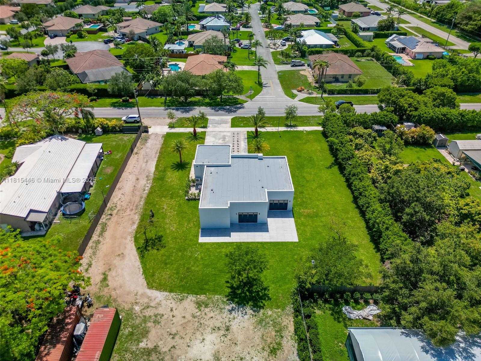 Small Image of 29705 SOUTH WEST 187TH AVE, Homestead Number 33