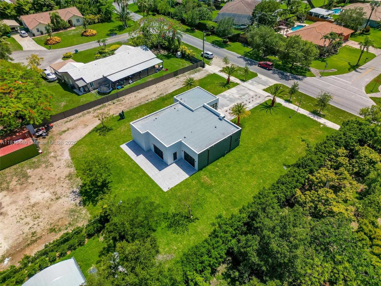 Small Image of 29705 SOUTH WEST 187TH AVE, Homestead Number 34