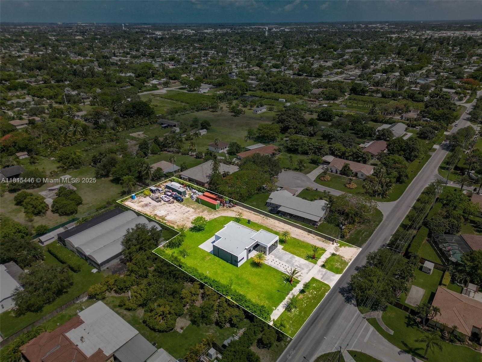 Small Image of 29705 SOUTH WEST 187TH AVE, Homestead Number 37