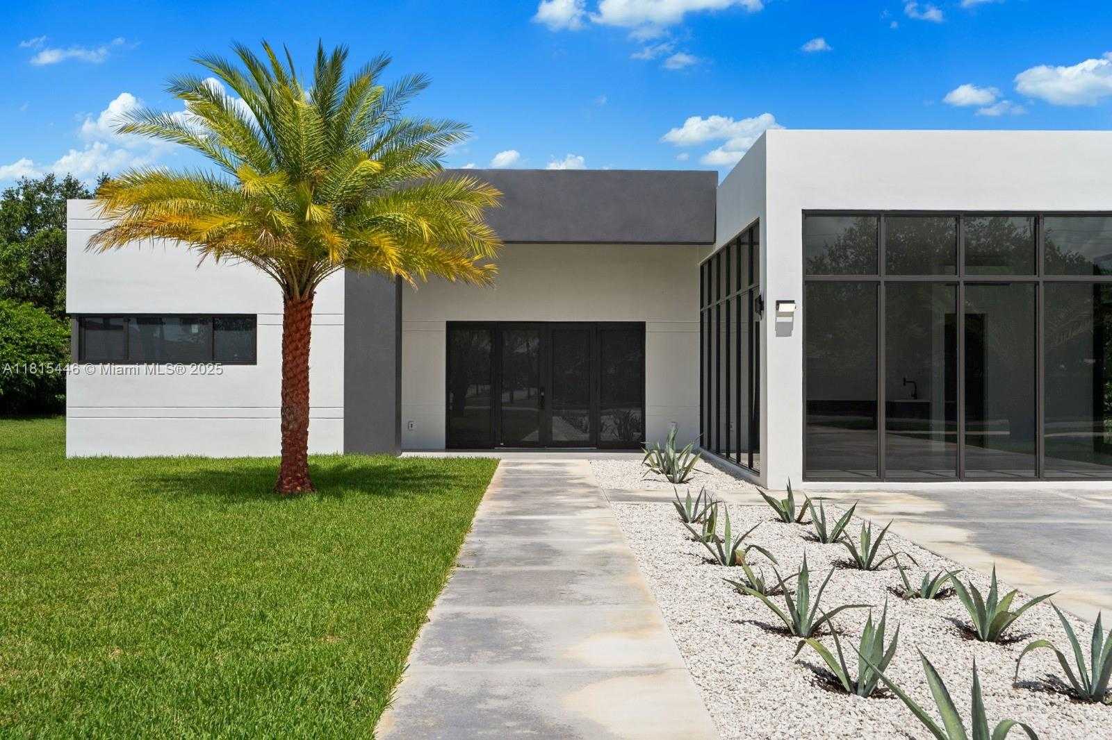 Small Image of 29705 SOUTH WEST 187TH AVE, Homestead Number 4