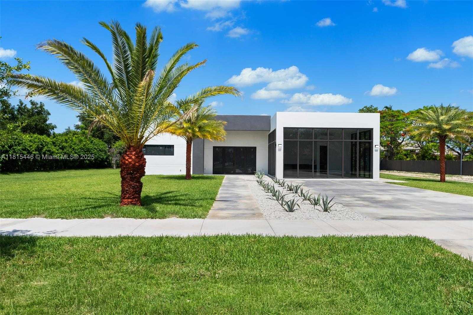 Small Image of 29705 SOUTH WEST 187TH AVE, Homestead Number 40