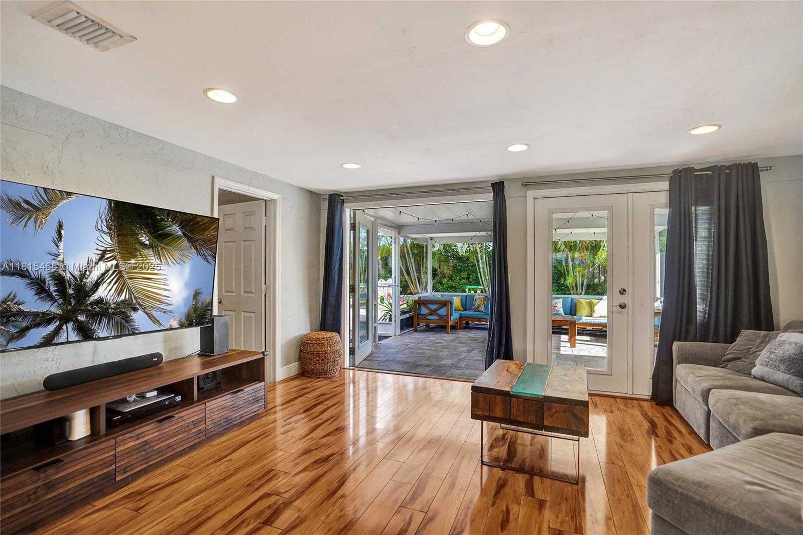 Small Image of 1083 SOUTH WEST 25TH PL, Boynton Beach Number 11