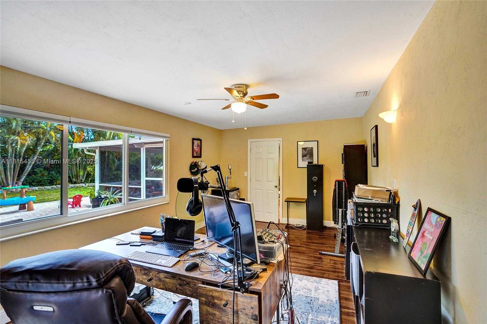 Small Image of 1083 SOUTH WEST 25TH PL, Boynton Beach Number 19