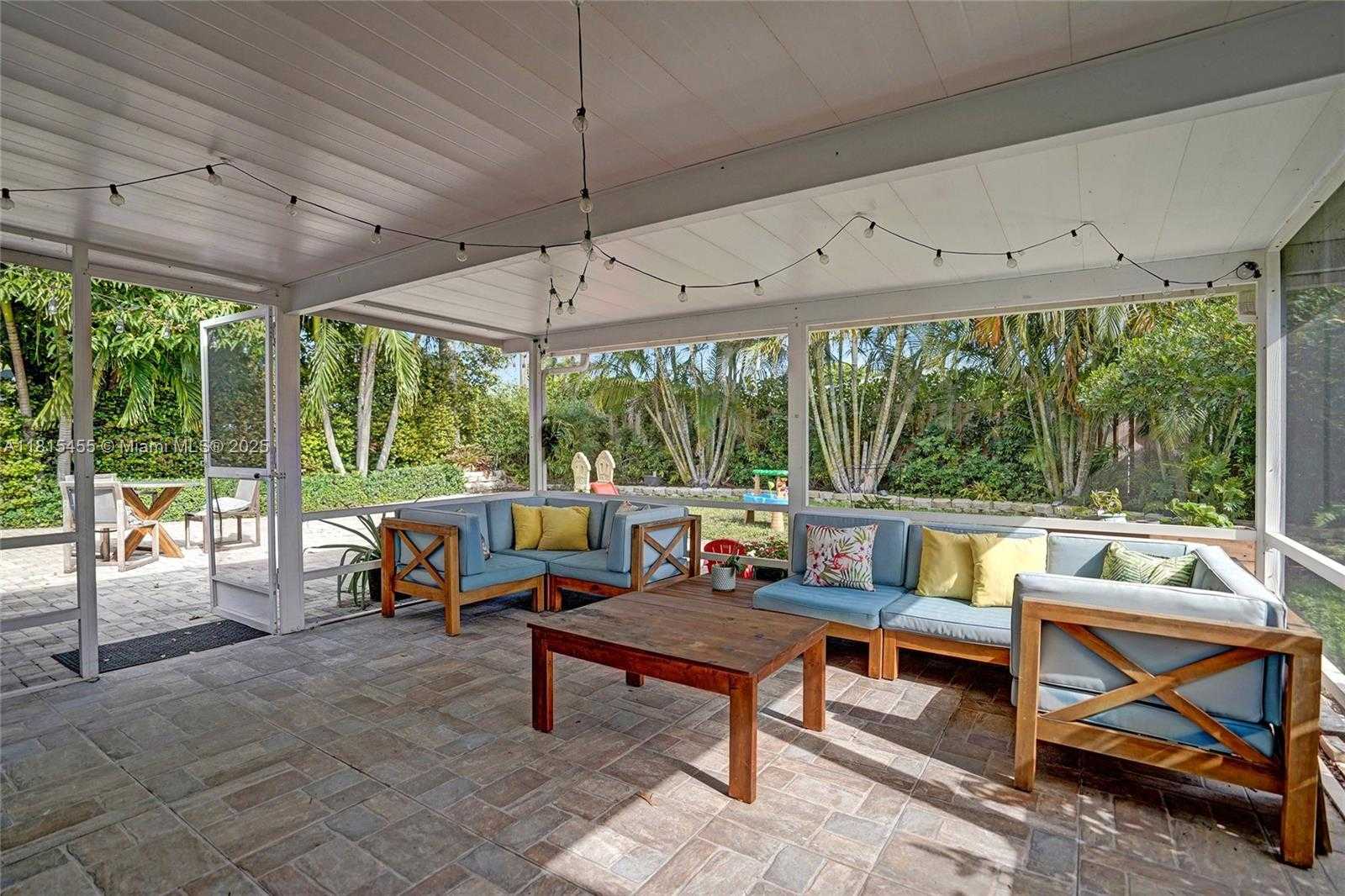 Small Image of 1083 SOUTH WEST 25TH PL, Boynton Beach Number 20