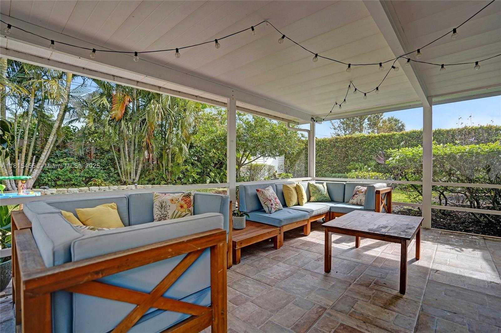 Small Image of 1083 SOUTH WEST 25TH PL, Boynton Beach Number 21