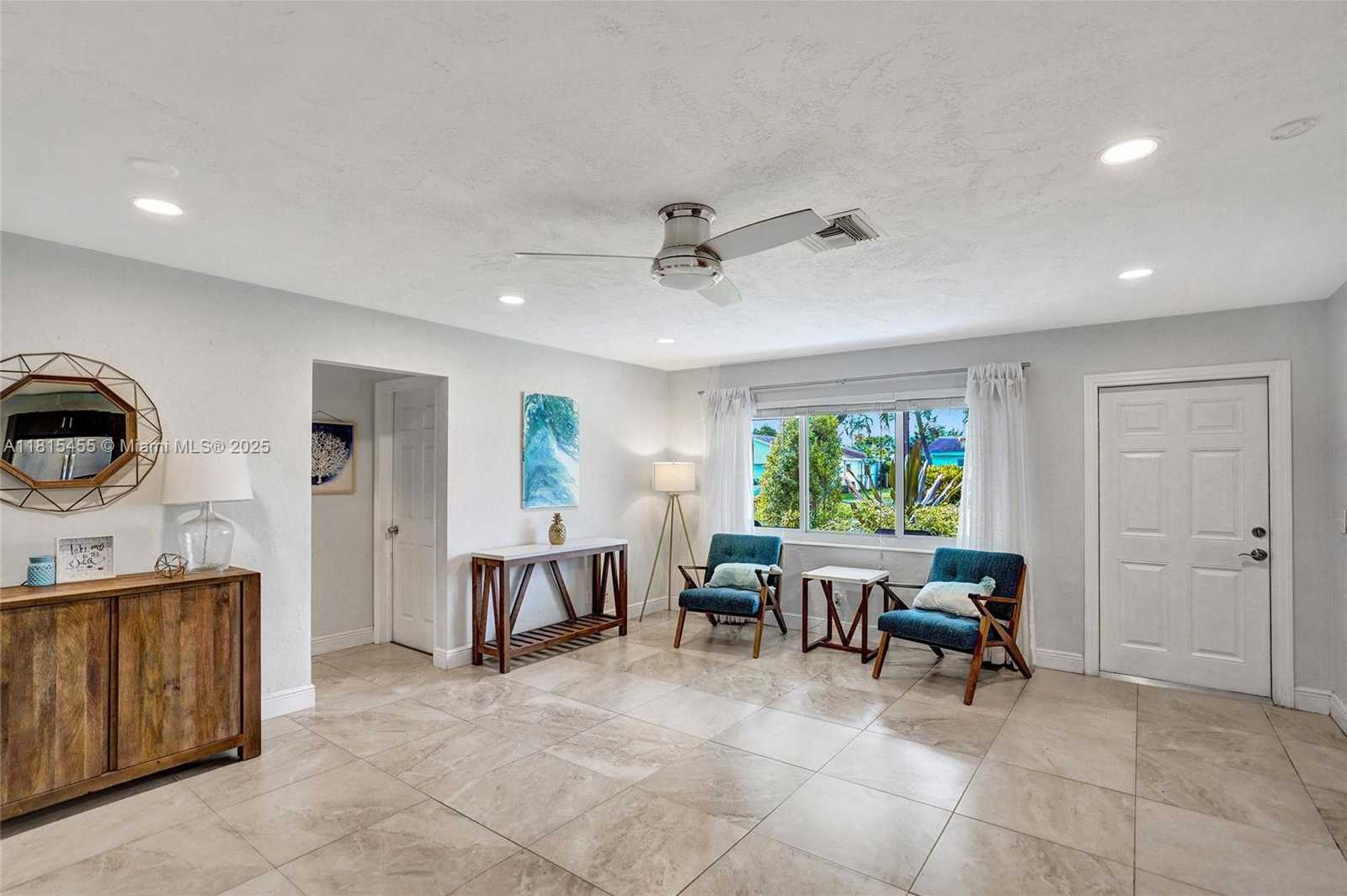 Small Image of 1083 SOUTH WEST 25TH PL, Boynton Beach Number 3