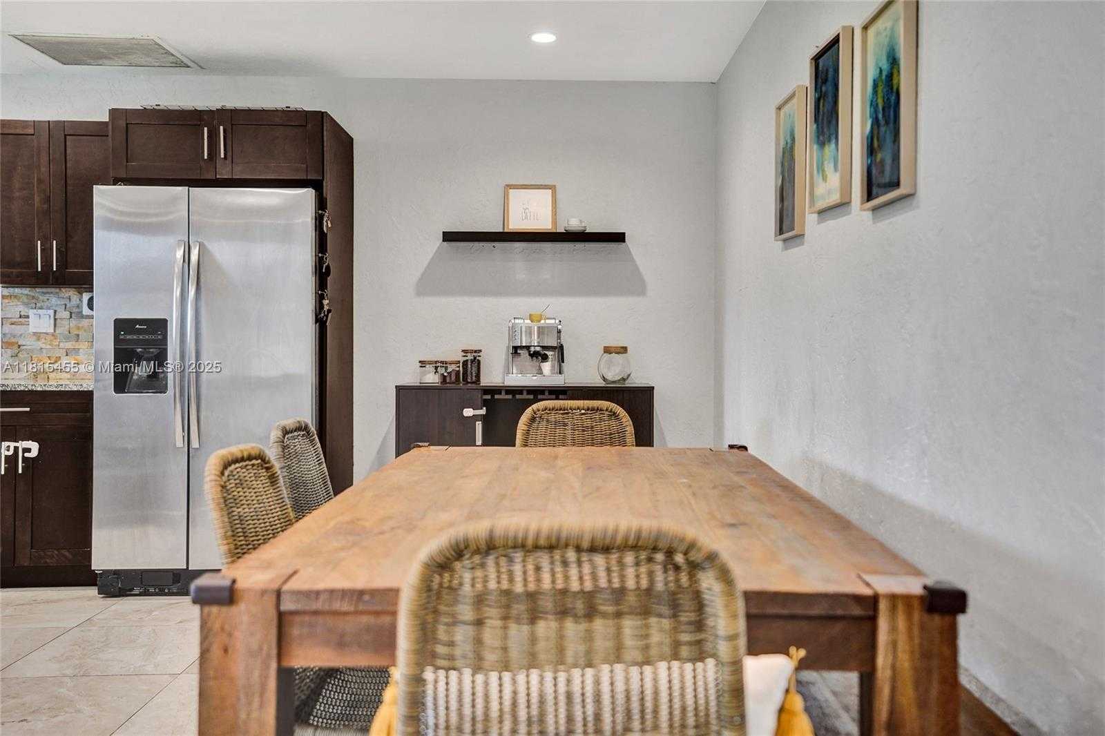 Small Image of 1083 SOUTH WEST 25TH PL, Boynton Beach Number 5