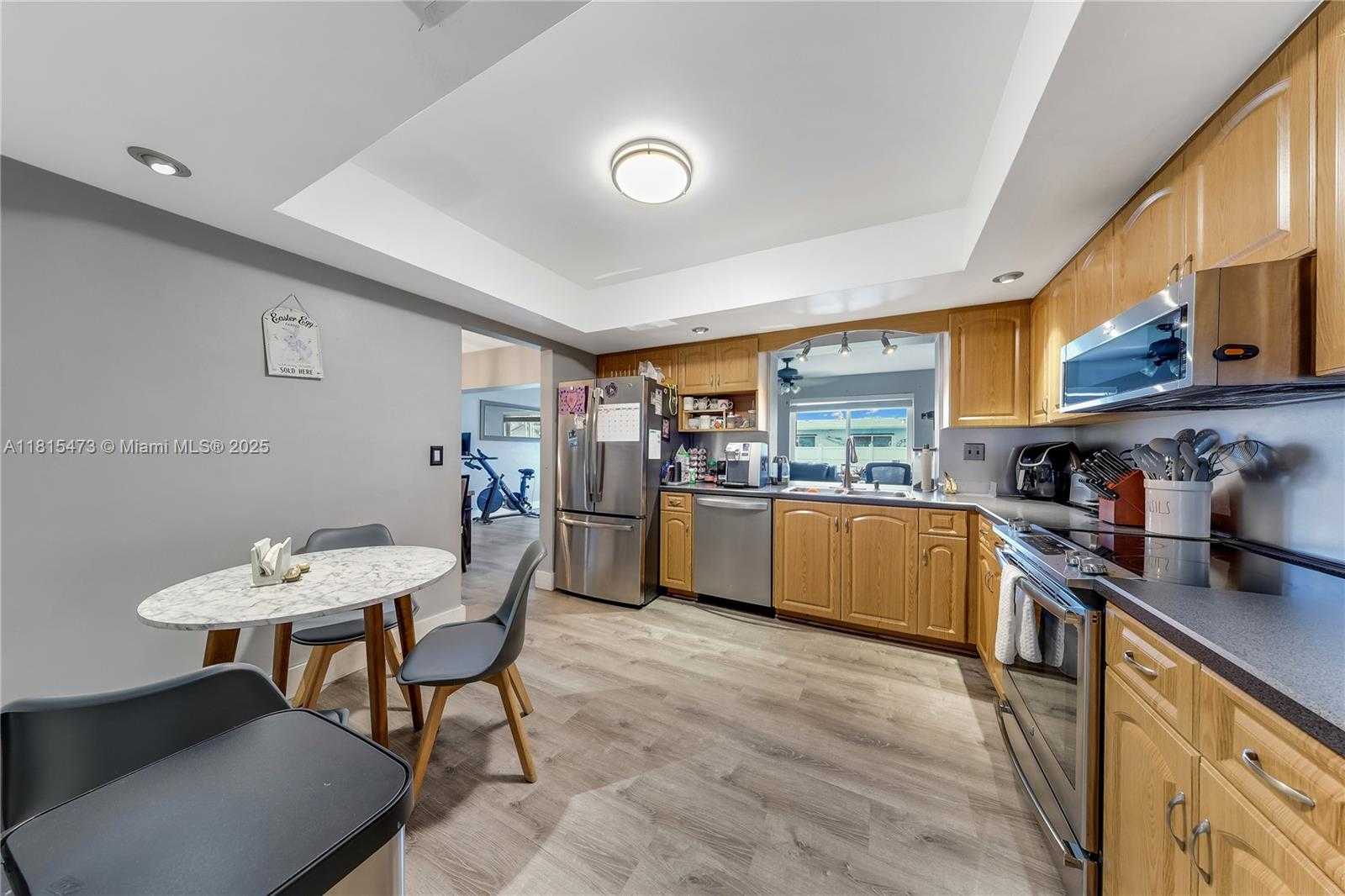 Small Image of 8331 NORTH WEST 18TH ST, Pembroke Pines Number 3