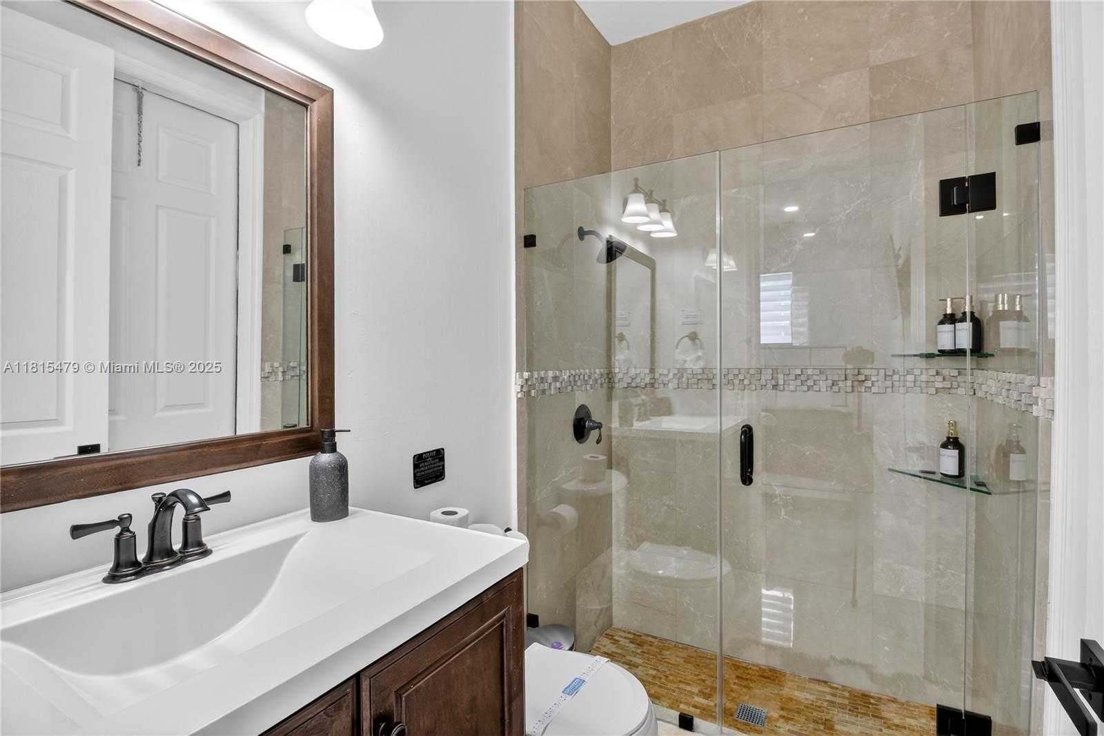 Small Image of 6403 SOUTH WEST 162ND PATH, Miami Number 21