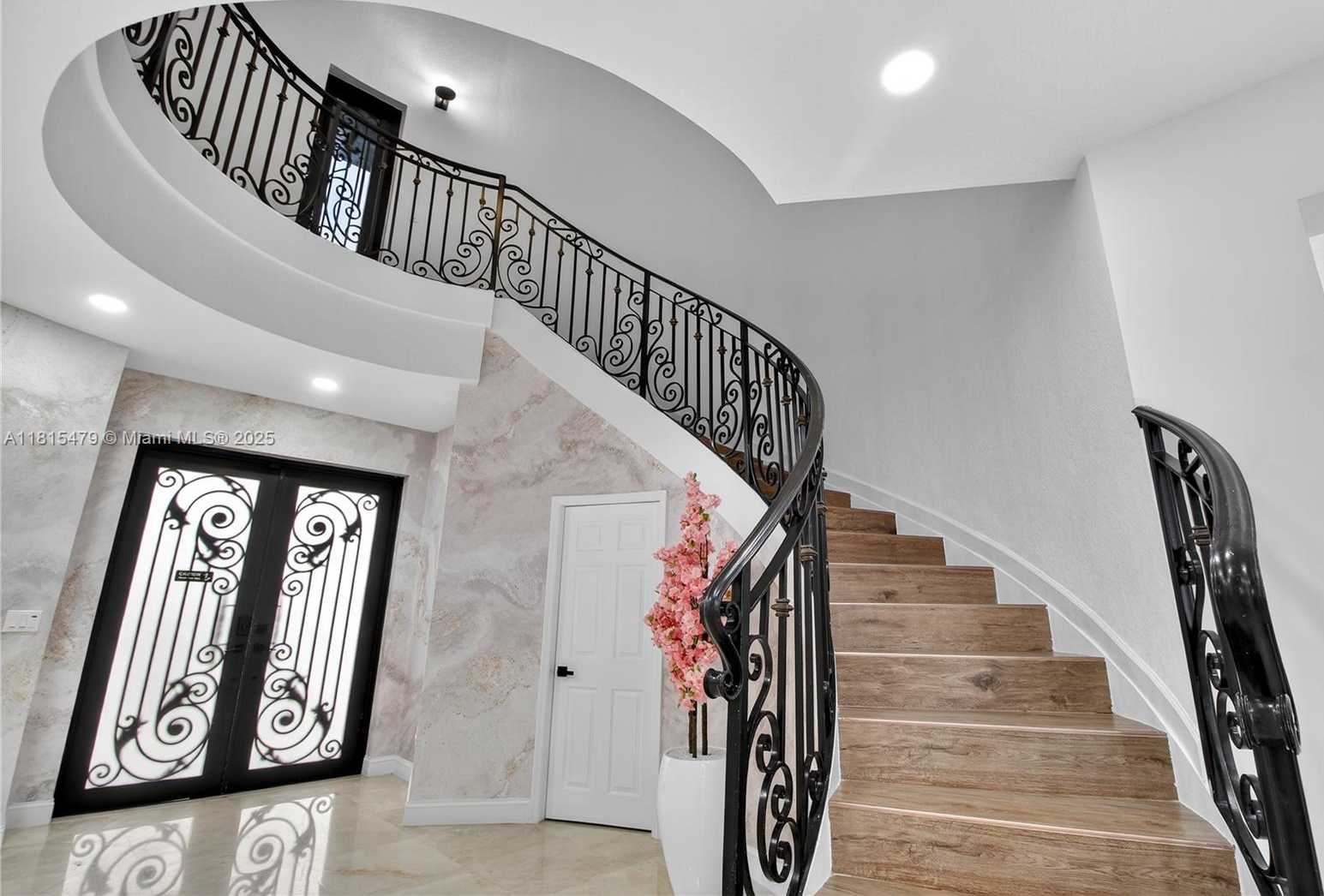 Small Image of 6403 SOUTH WEST 162ND PATH, Miami Number 23