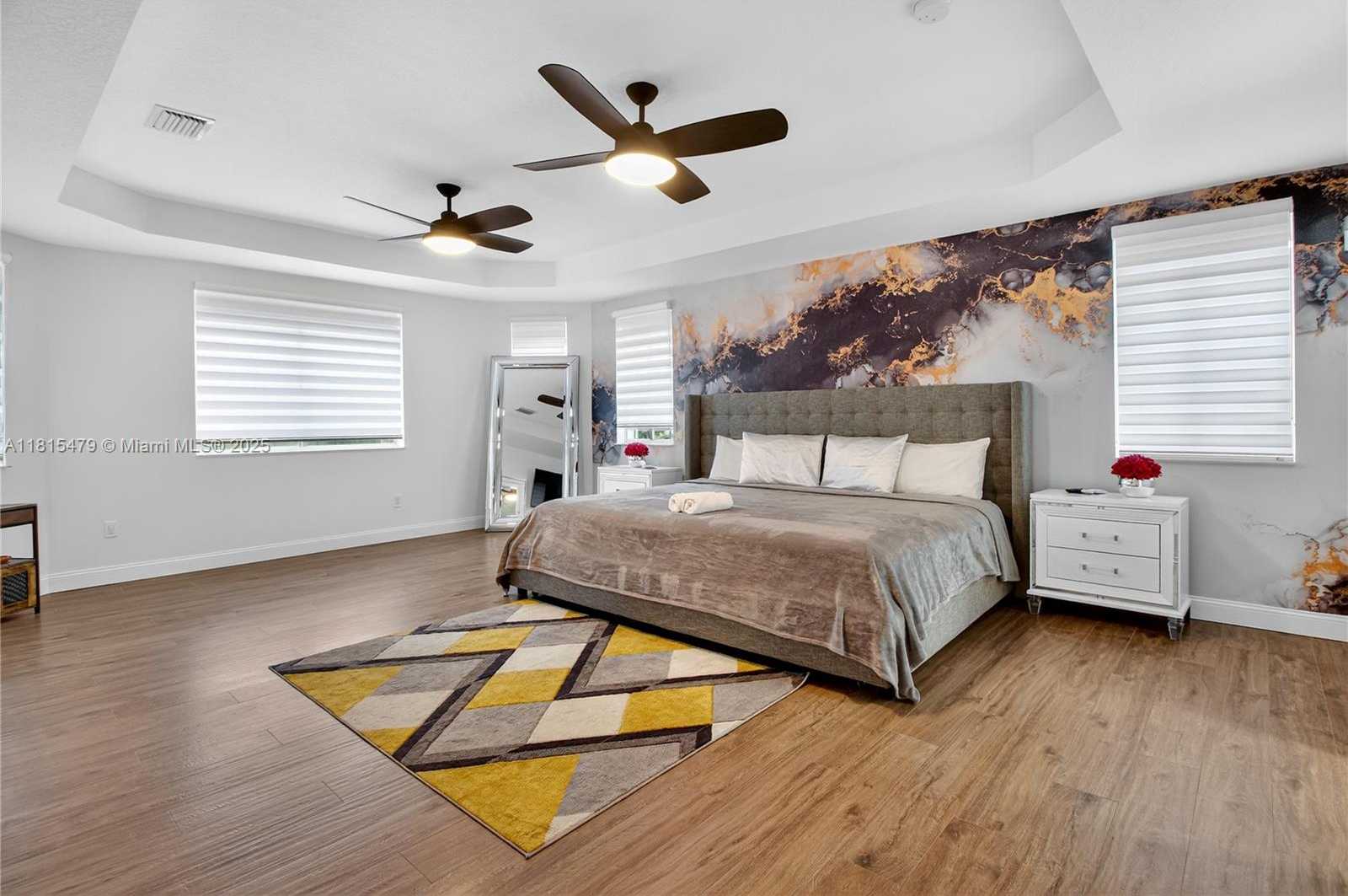 Small Image of 6403 SOUTH WEST 162ND PATH, Miami Number 27