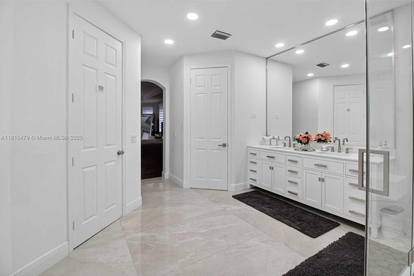 Small Image of 6403 SOUTH WEST 162ND PATH, Miami Number 31