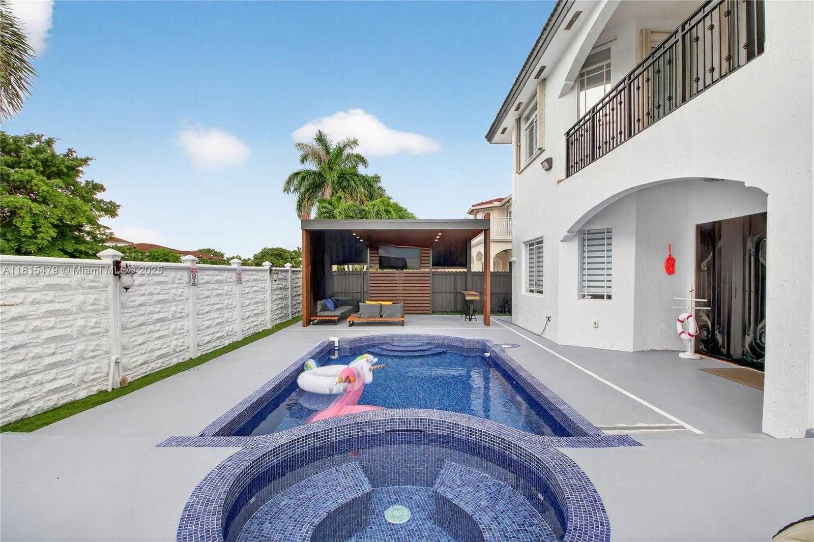 Small Image of 6403 SOUTH WEST 162ND PATH, Miami Number 46