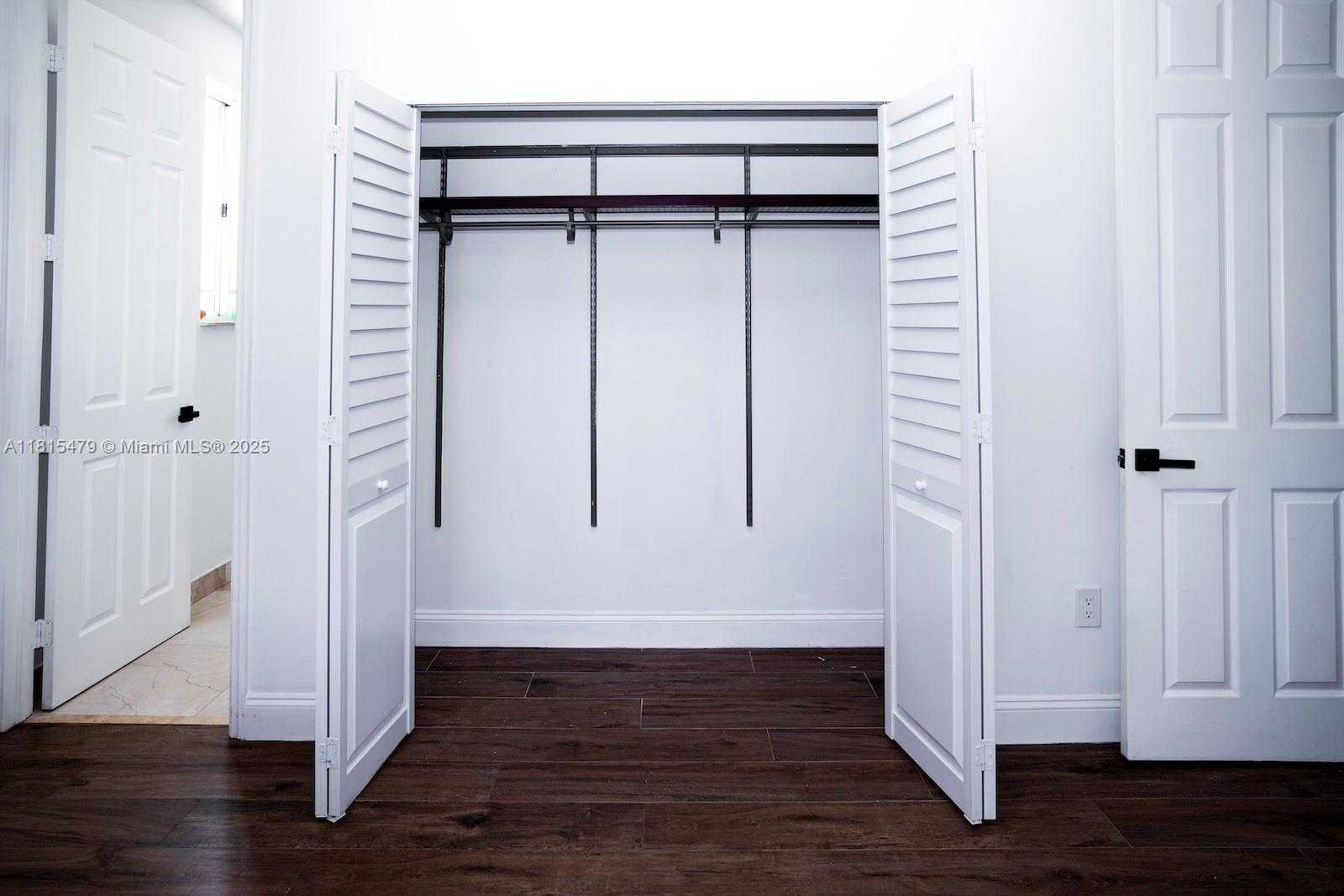 Small Image of 6403 SOUTH WEST 162ND PATH, Miami Number 75