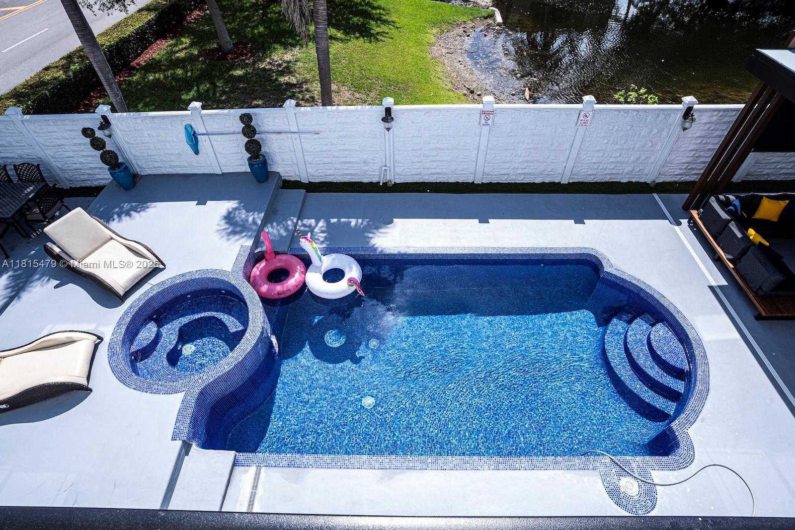 Small Image of 6403 SOUTH WEST 162ND PATH, Miami Number 89