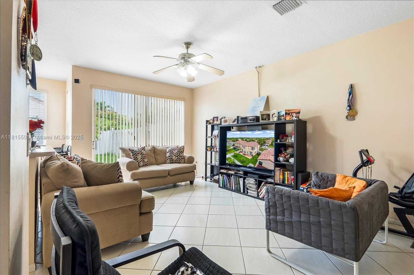 Small Image of 15683 NORTH WEST 12TH RD, Pembroke Pines Number 13