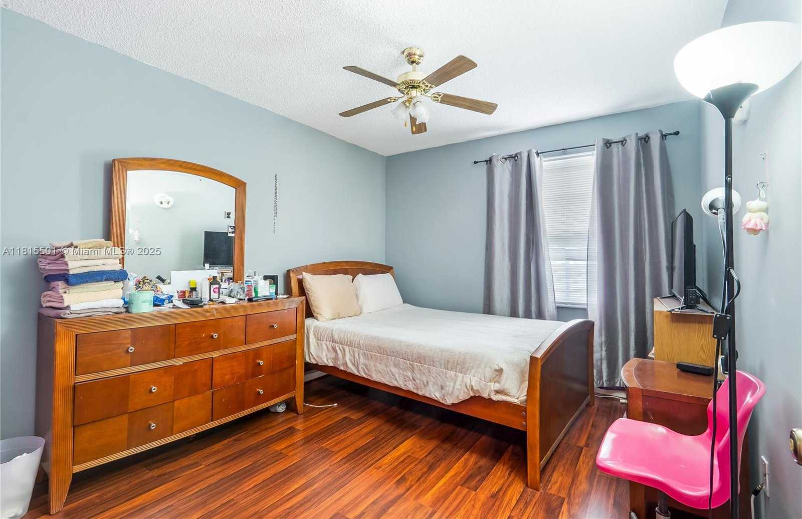Small Image of 15683 NORTH WEST 12TH RD, Pembroke Pines Number 19