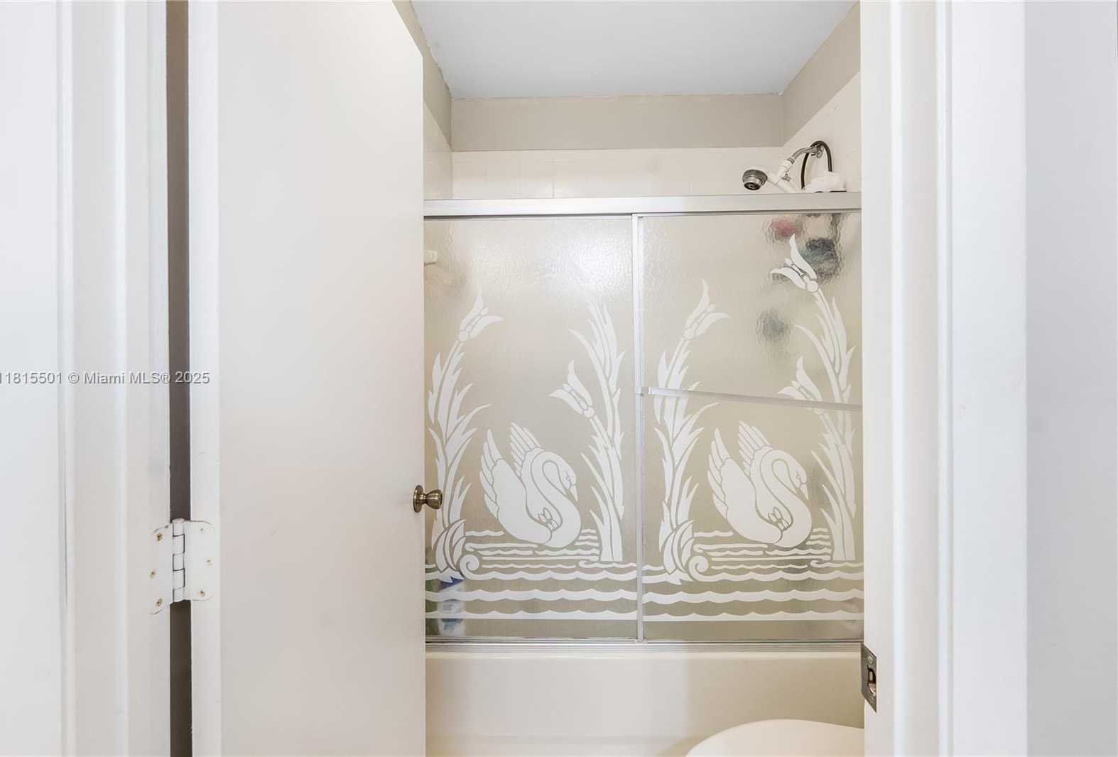 Small Image of 15683 NORTH WEST 12TH RD, Pembroke Pines Number 21