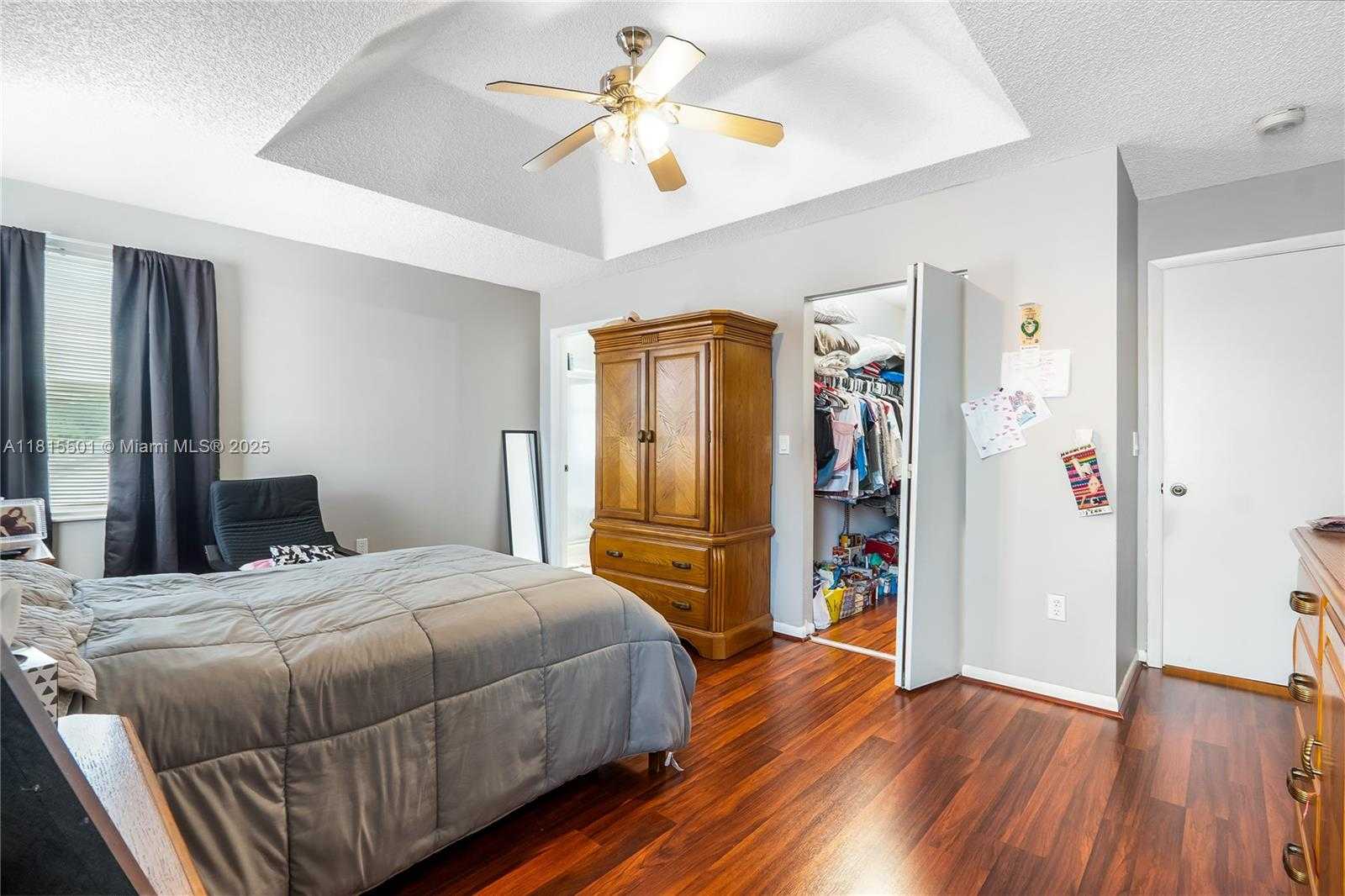 Small Image of 15683 NORTH WEST 12TH RD, Pembroke Pines Number 22