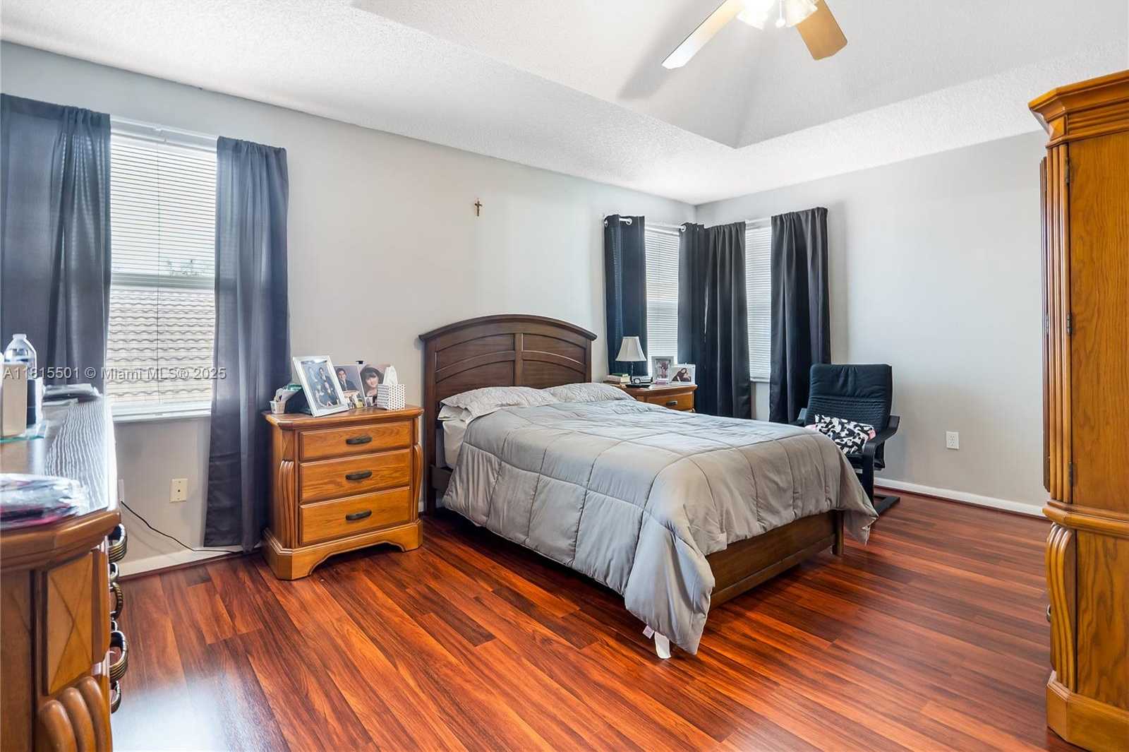 Small Image of 15683 NORTH WEST 12TH RD, Pembroke Pines Number 23