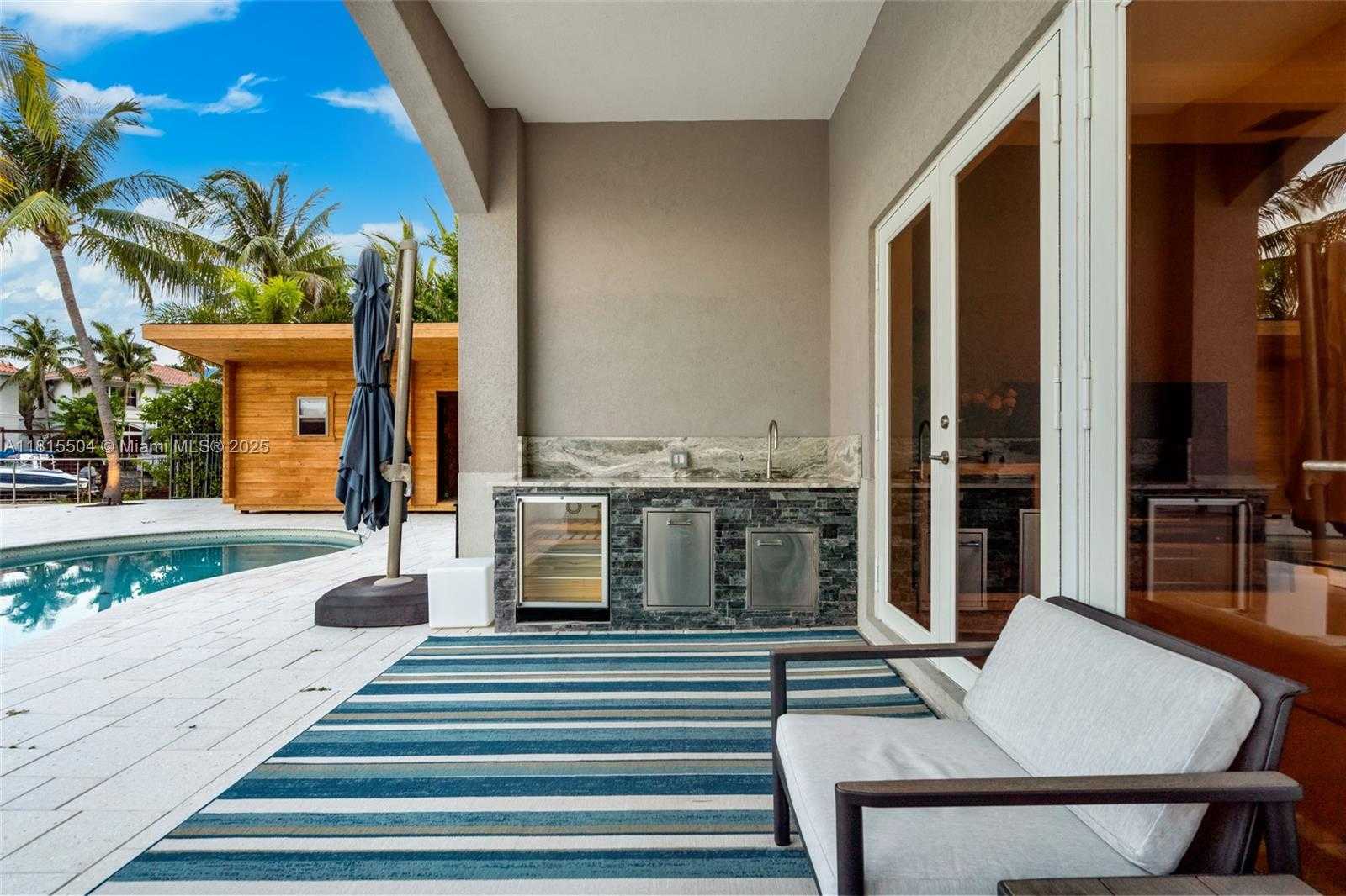 Small Image of 1260 HARBOR CT, Hollywood Number 10