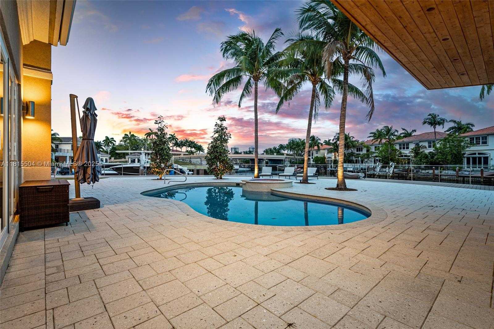 Small Image of 1260 HARBOR CT, Hollywood Number 23