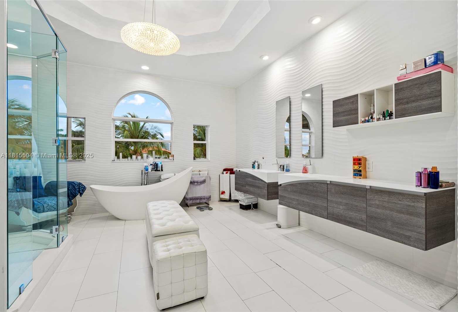 Small Image of 1260 HARBOR CT, Hollywood Number 37