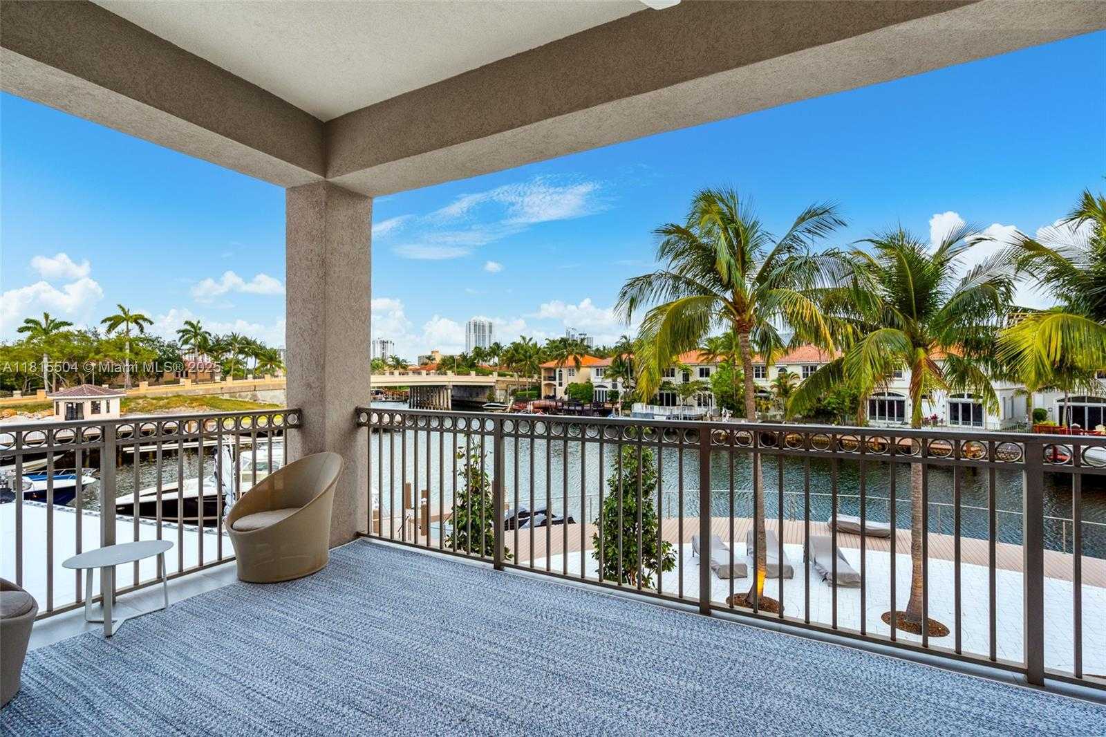 Small Image of 1260 HARBOR CT, Hollywood Number 39