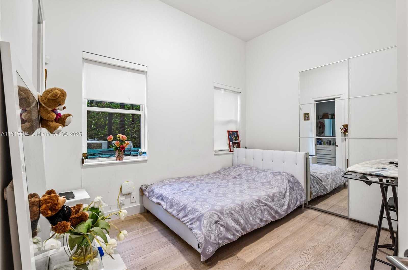 Small Image of 1260 HARBOR CT, Hollywood Number 44