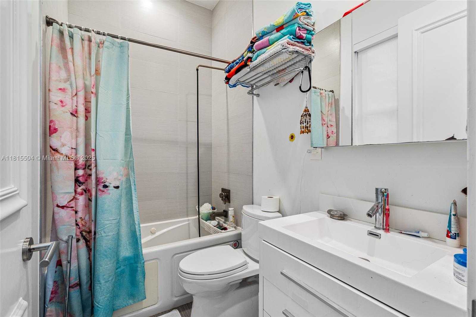 Small Image of 1260 HARBOR CT, Hollywood Number 53